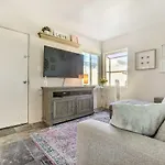 Cozy San Diego Cottage In Heart Of Mission Beach!